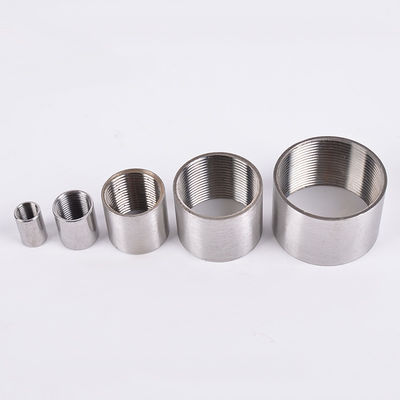 Couplings de tuyaux en acier inoxydable sanitaire 201 304 pour les milieux d'eau
