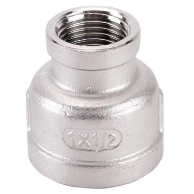 Acier inoxydable 201 304 316 Npt BSP raccords d'accouplement de tuyaux filetés Reducteur de prise rouge