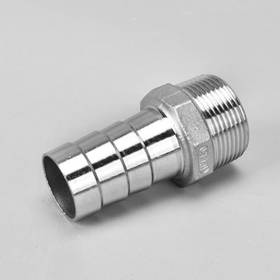 Les conduites se connectent avec le tuyau en acier inoxydable standard DIN