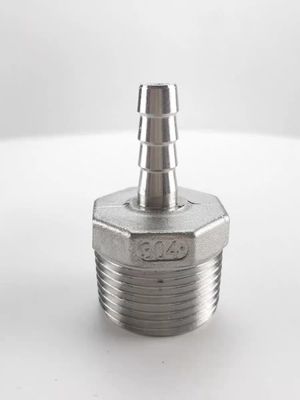 Les conduites se connectent avec le tuyau en acier inoxydable standard DIN