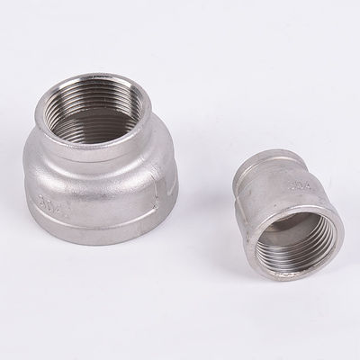 Reducteur en acier inoxydable Hex Bushing 1 "-8" NPT masculin à 3/4 "NPT féminin Adaptateur de tuyau coulé