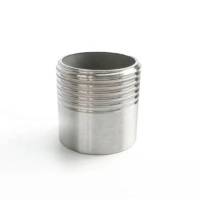 Pour la fabrication de pièces moulées, les pièces moulées doivent être équipées d'un revêtement en acier.